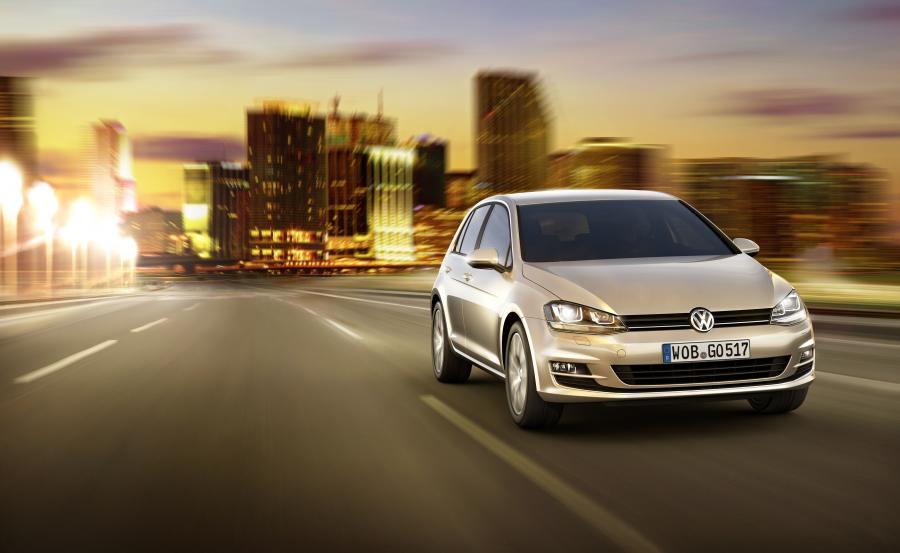  Volkswagen Golf TSI BlueMotion 2012 года  (фото 16 из 33)